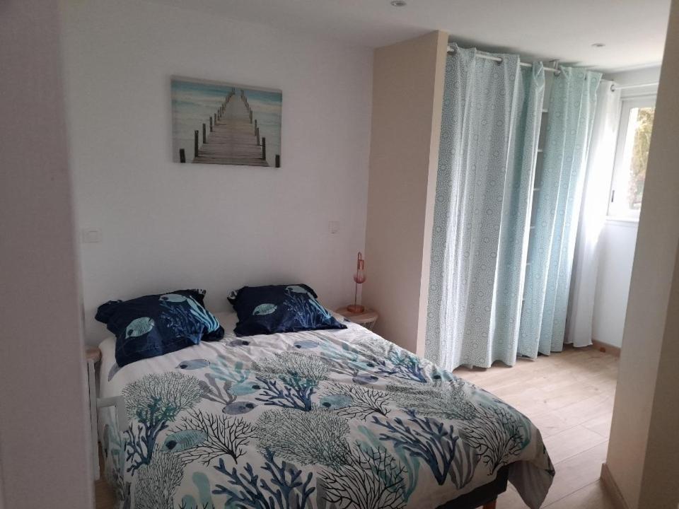 T2 Charmant Avec Terrasse 650M De La Mer 포르니세 외부 사진